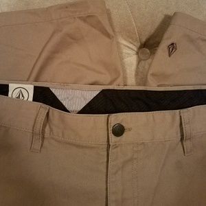 Volcom shorts